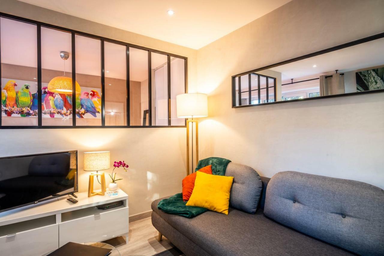 Le Chatelet- Parking Gratuit - Cosy Et Design - A 10 Mn De Geneve 안마스 외부 사진